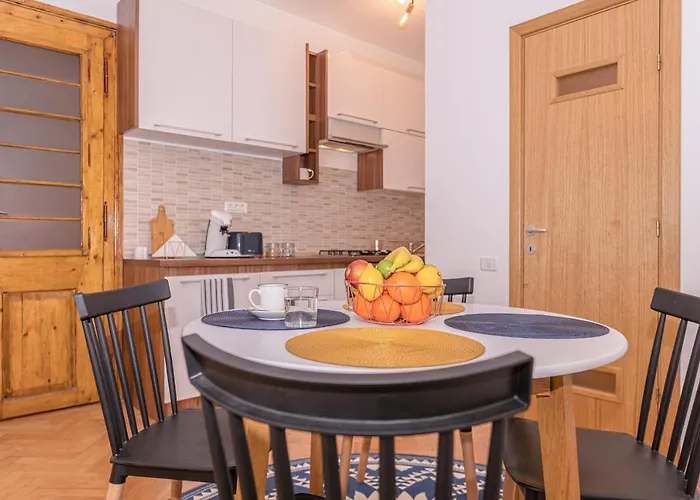 Garden Hideout - Apartment