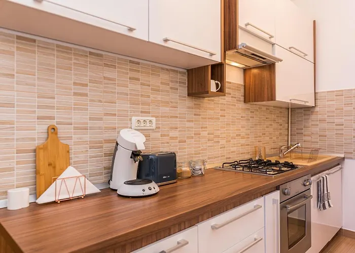 Apartment Garden Hideout - Brasov