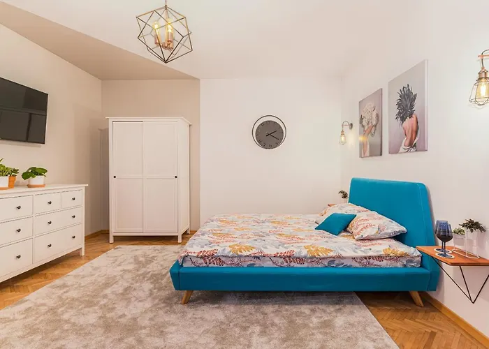 Garden Hideout - בראשוב