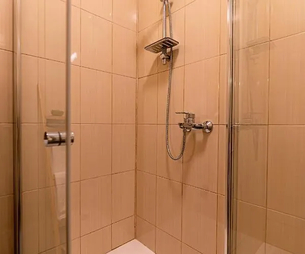 Apartment Garden Hideout -