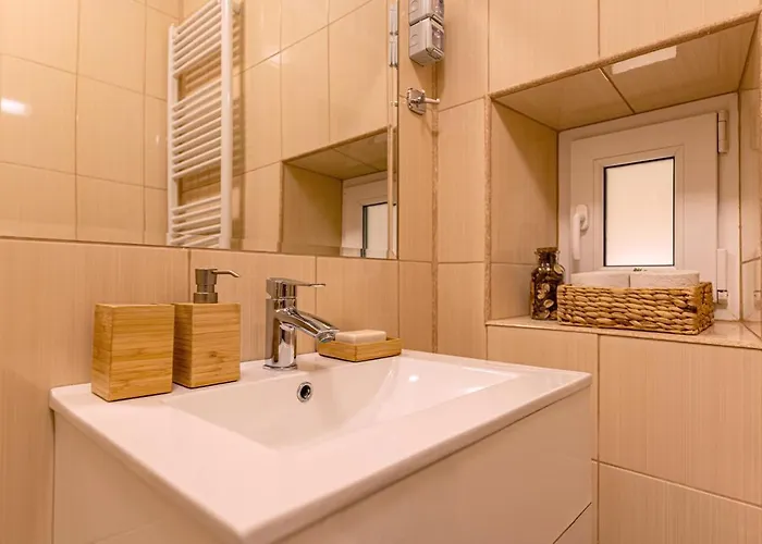 Garden Hideout - Apartment